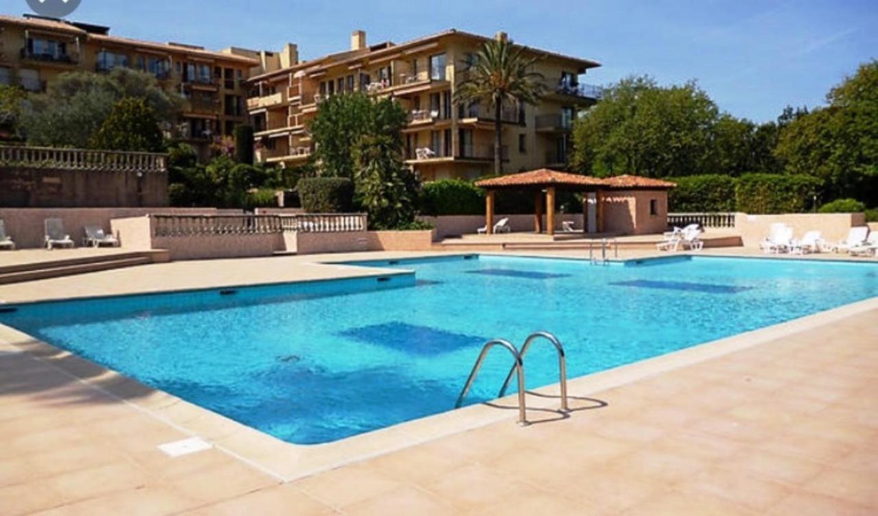 Appartement Spacieux Avec Jardin Coeur De St Tropez Saint-Tropez Ngoại thất bức ảnh